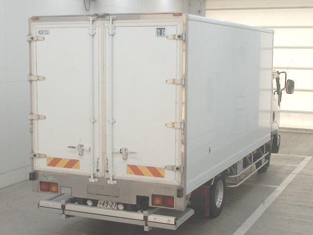2016 Isuzu Forward 冷蔵・冷凍車 auction photo 2