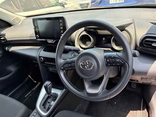 2023 Toyota Yaris Cross G auction photo 3