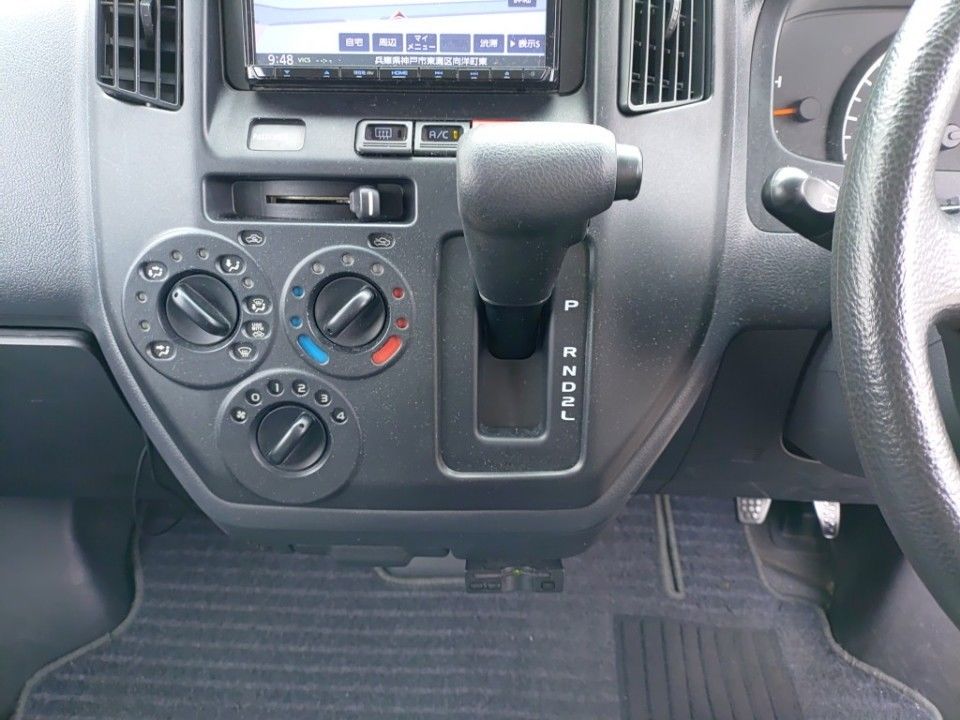 2018 Toyota LiteAce auction photo 12