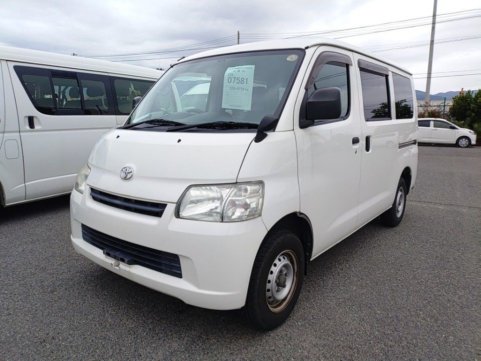 2018 Toyota LiteAce Japan auction vehicle