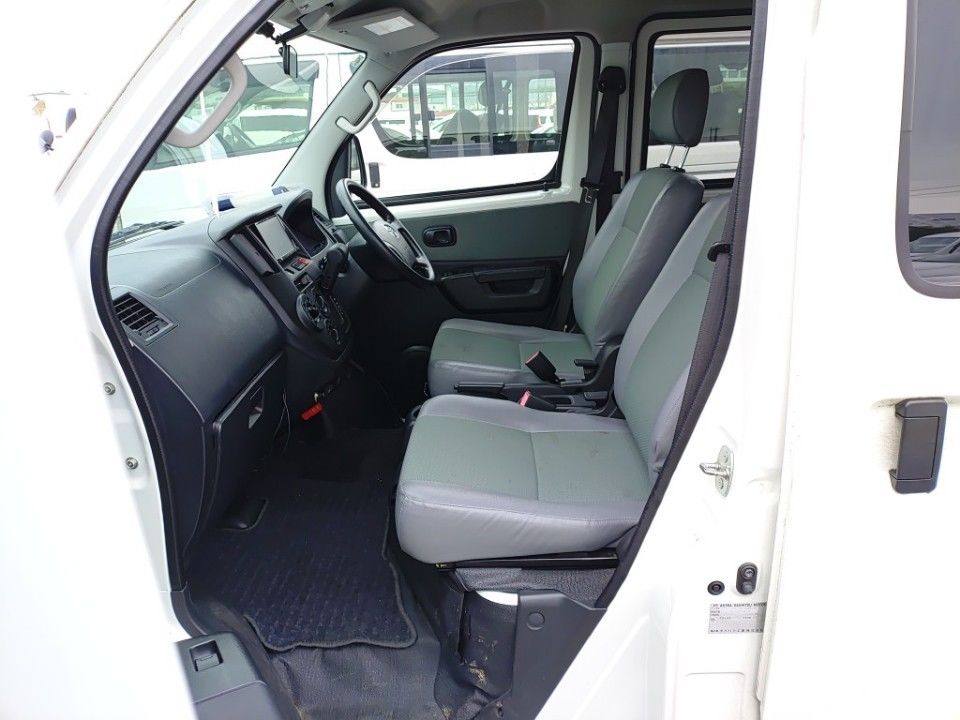 2018 Toyota LiteAce auction photo 16