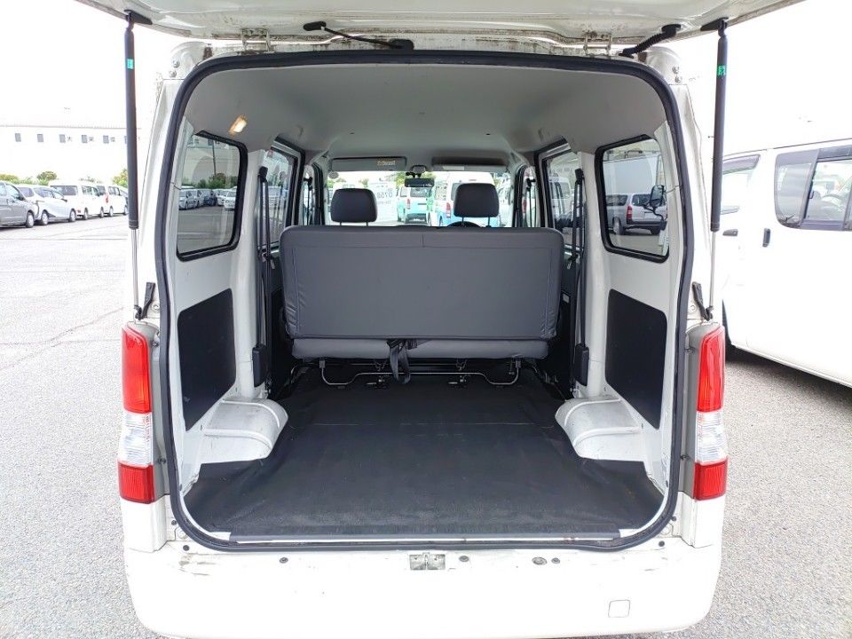 2018 Toyota LiteAce auction photo 8