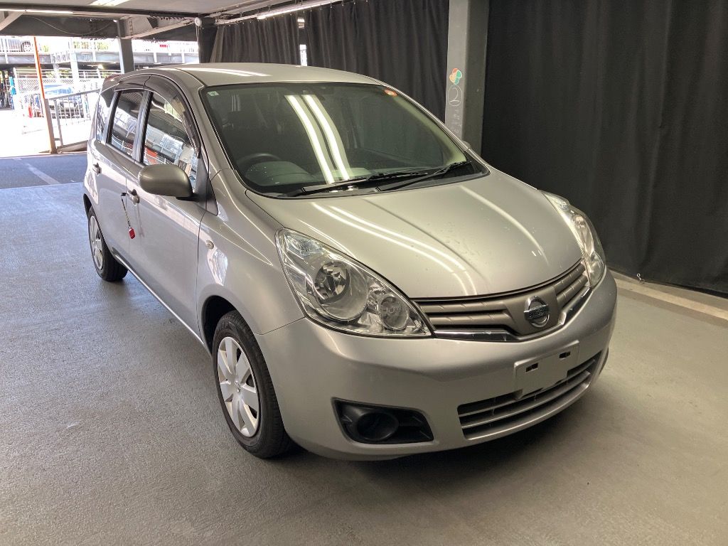 2009 Nissan Note 15X Japan auction vehicle