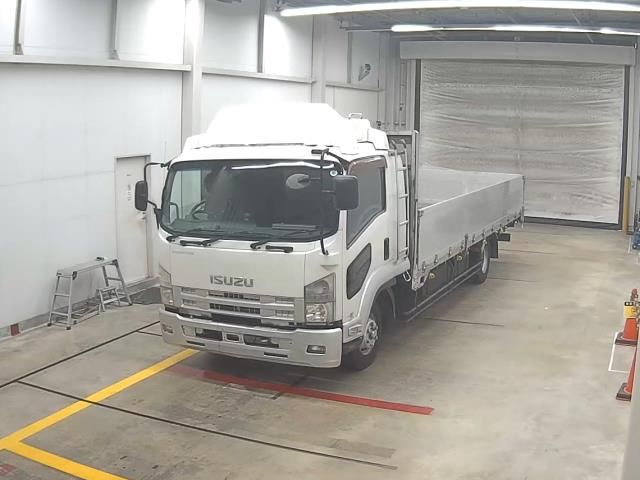 2013 Isuzu Forward Flatbed Japan auction vehicle