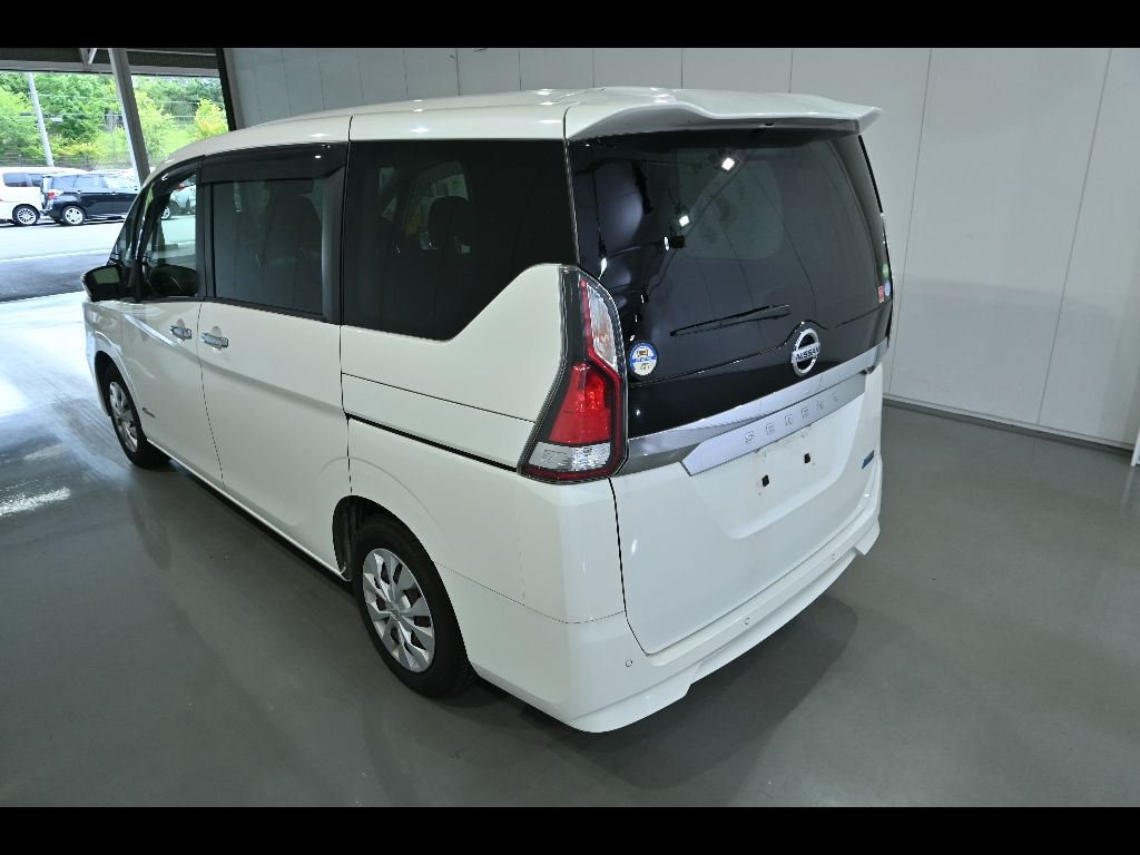 2017 Nissan Serena X Vセレクション auction photo 5