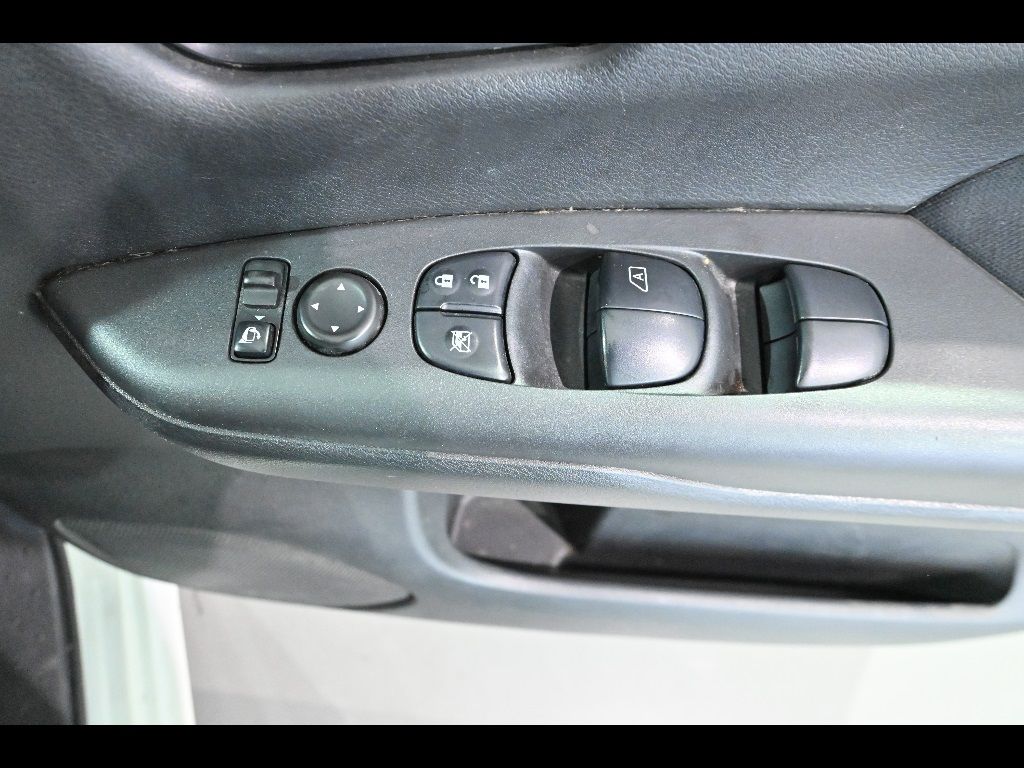 2017 Nissan Serena X Vセレクション auction photo 12