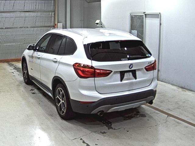 2016 BMW X1 xDrive 20i xLine auction photo 2