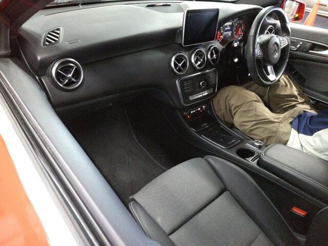 2016 Mercedes-Benz A-Class A180 auction photo 3