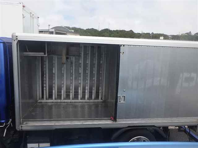 1998 Isuzu Elf auction photo 3