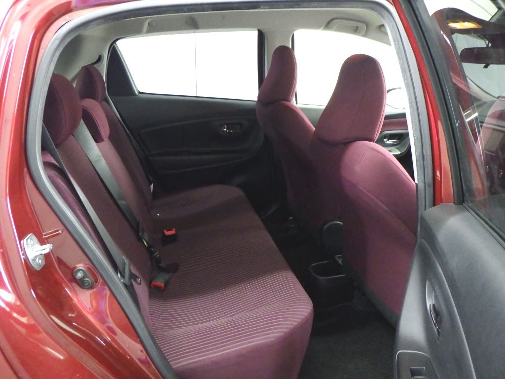 2015 Toyota ヴィッツ 5HB ジュエラスマートストップパッケージ auction photo 7