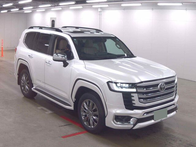 2025 Toyota Land Cruiser ZX 4WD Japan auction vehicle