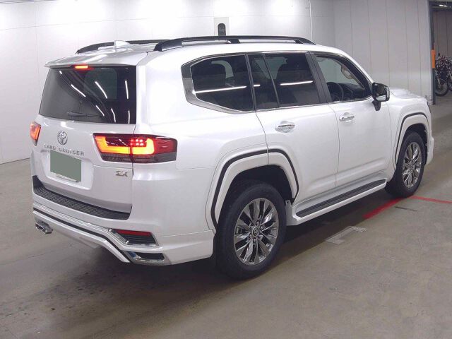 2025 Toyota Land Cruiser ZX 4WD auction photo 5