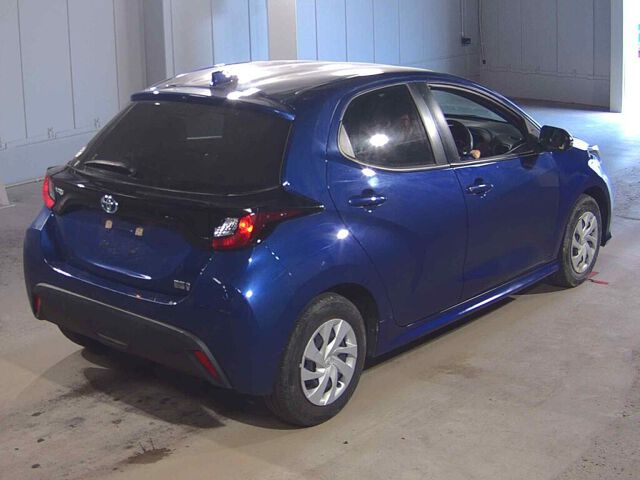 2022 Toyota Yaris Hybrid X auction photo 5