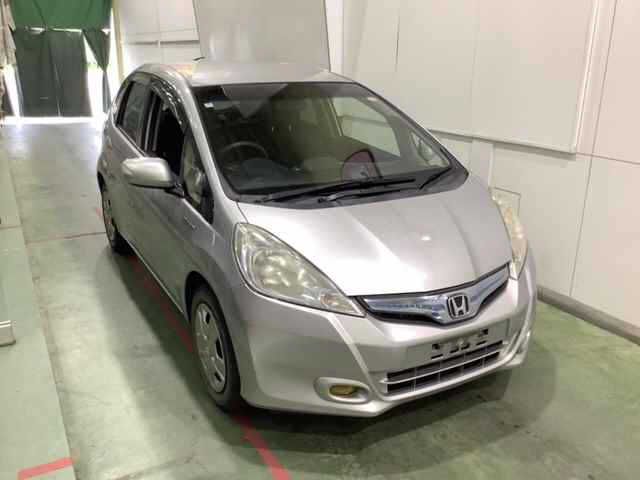 Japan Auction Vehicles 4 2012 Honda Fit ハイブリッドスマートセレクション auction photo
