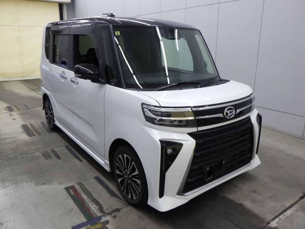 Japan Auction Vehicles 15 2023 Daihatsu Tanto Custom RS auction photo