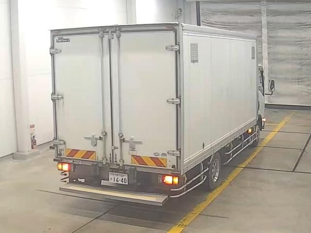2012 Isuzu Elf バン auction photo 2