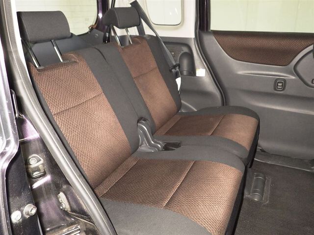 2010 Nissan Roox ハイウェイスター auction photo 6