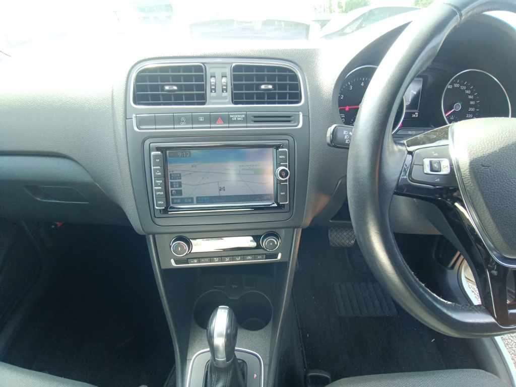 2017 Volkswagen VW ポロ TSIコンフォートライン マイスター auction photo 11