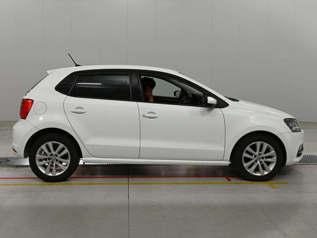 2017 Volkswagen VW ポロ TSIコンフォートライン マイスター auction photo 3