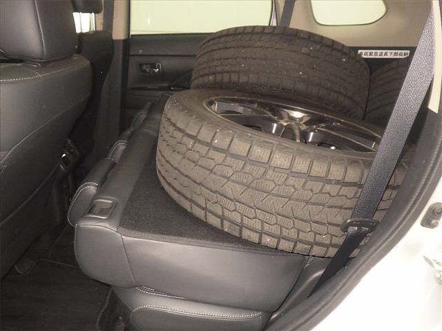 2021 Mitsubishi Outlander PHEV G Plus Package auction photo 7