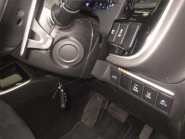 2021 Mitsubishi Outlander PHEV G Plus Package auction photo 8