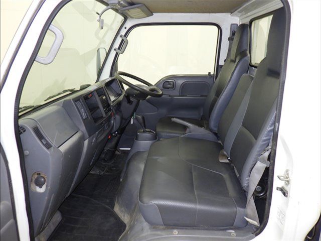 2019 Isuzu Elf Flatbed auction photo 8