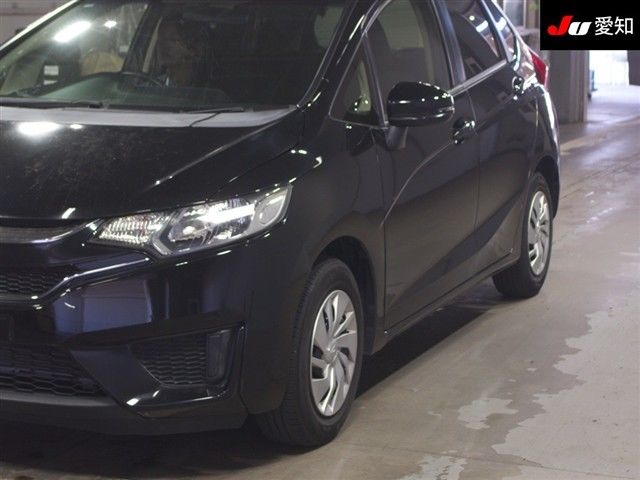 2016 Honda Fit 13G Fパッケージ auction photo 7