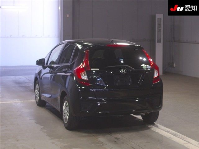 2016 Honda Fit 13G Fパッケージ auction photo 2