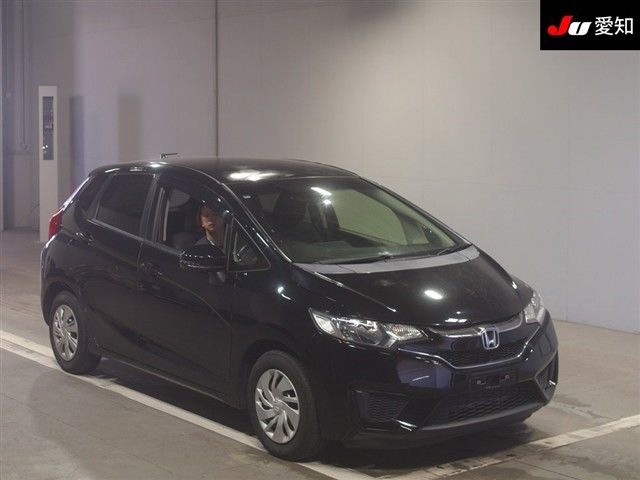 Japan Auction Vehicles 11 2016 Honda Fit 13G Fパッケージ auction photo