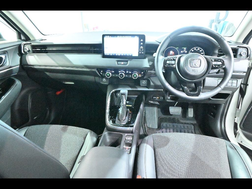 2023 Honda Vezel e:HEV Z auction photo 3