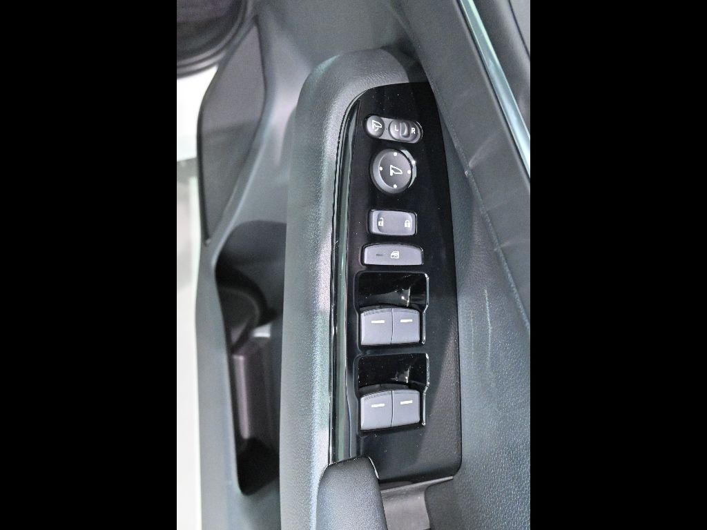 2023 Honda Vezel e:HEV Z auction photo 12