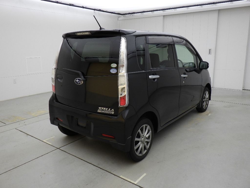 2011 Subaru Stella 4WD カスタムR auction photo 2