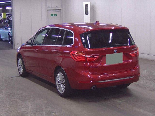 2017 BMW 2 Series 218D Gran Tour Rag auction photo 2