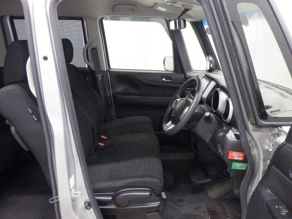2015 Honda N-BOX G Lパッケージ auction photo 6