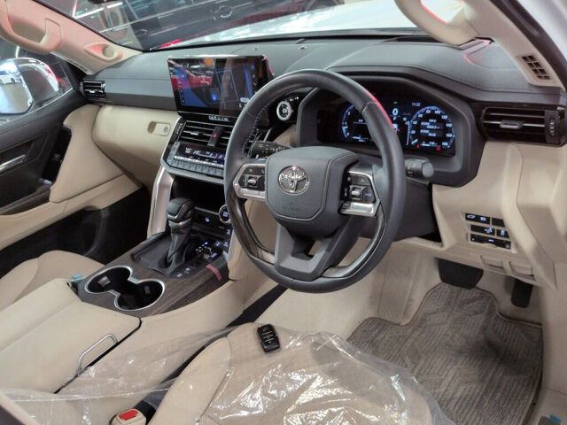 2025 Toyota Land Cruiser ZX 4WD auction photo 3