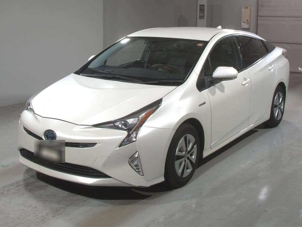 2018 Toyota Prius A Japan auction vehicle
