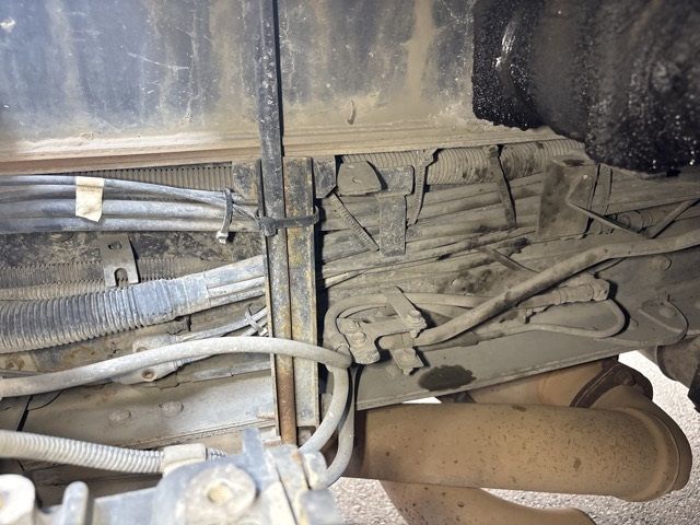 2013 Isuzu Giga dump auction photo 16