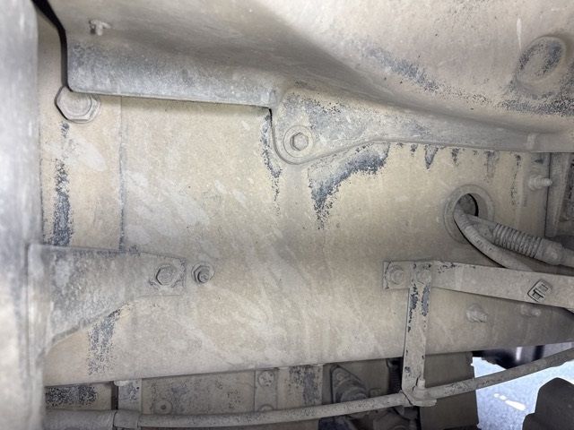 2013 Isuzu Giga dump auction photo 15