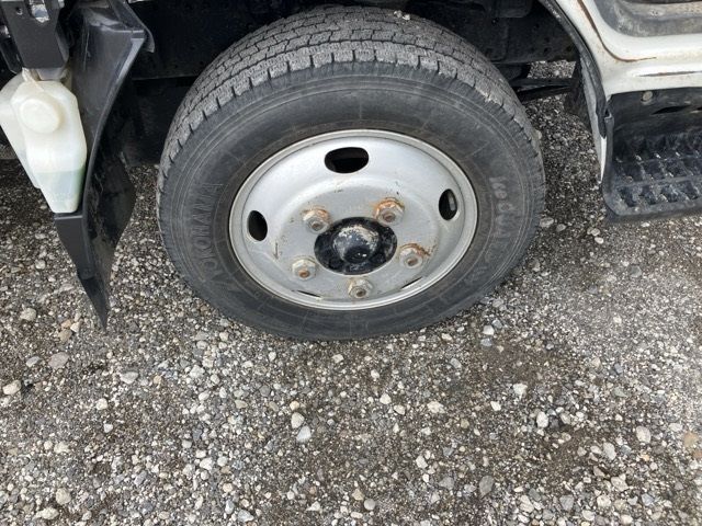 2018 Isuzu Elf dump auction photo 6