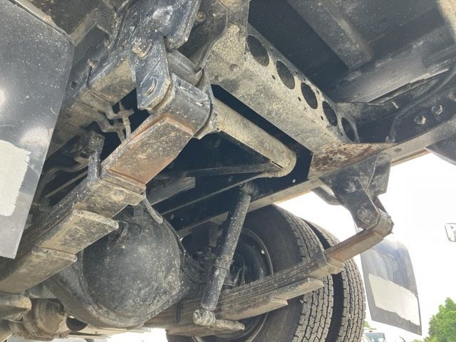 2018 Isuzu Elf dump auction photo 8