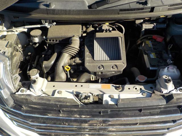 2023 Toyota Roomy auction photo 6