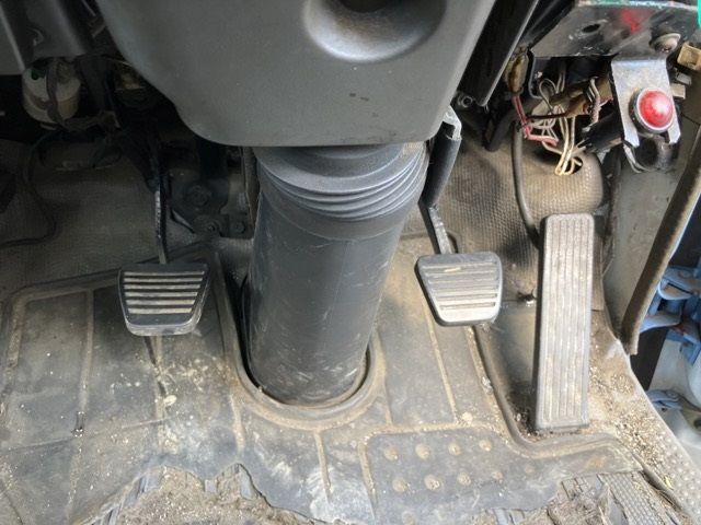 2006 Isuzu Elf Hira auction photo 4