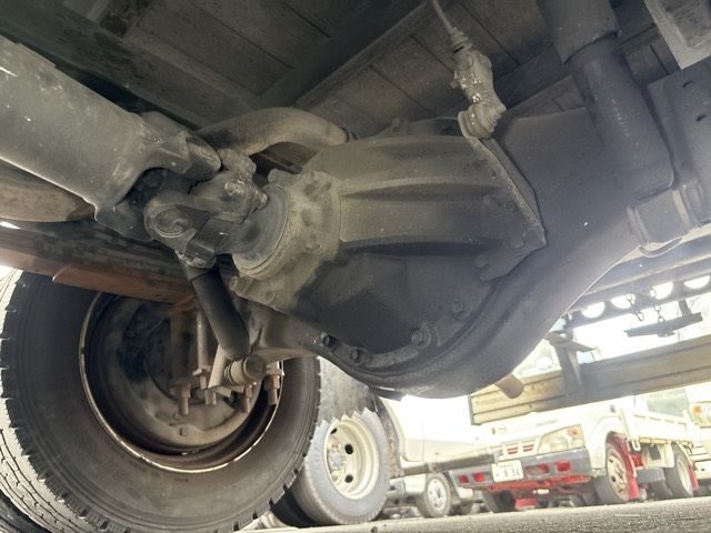 2006 Isuzu Elf Hira auction photo 10