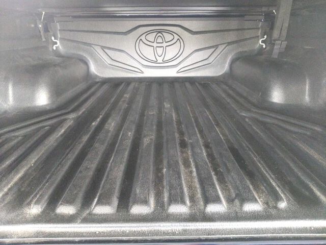 2021 Toyota Hilux Z 4WD auction photo 6