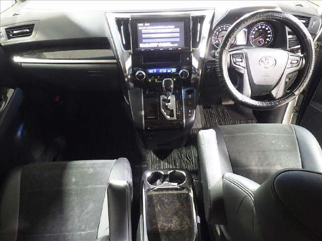 2015 Toyota Vellfire Z A Edition auction photo 3