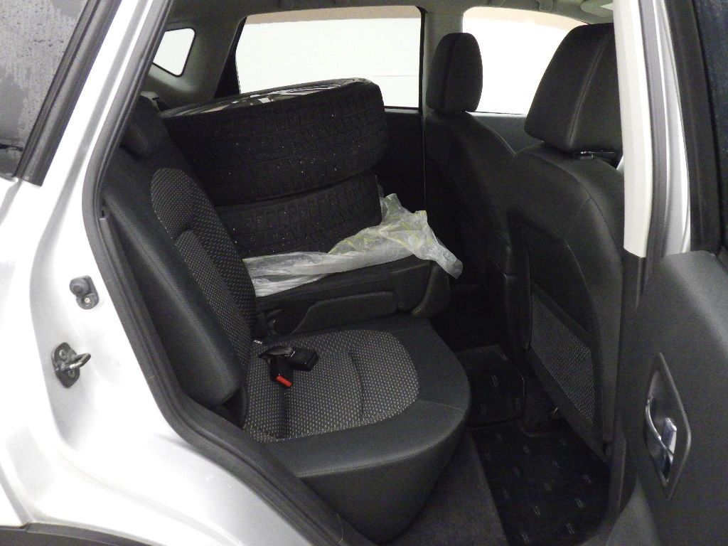2012 Nissan デュアリス 20G FOUR auction photo 7