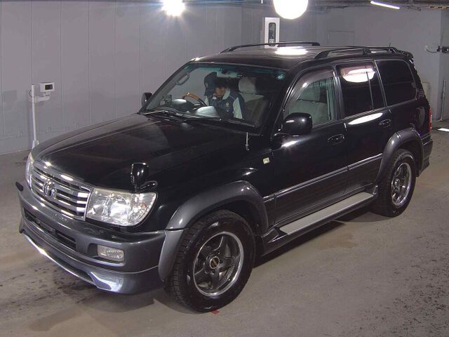 2005 Toyota Land Cruiser 100 VX-LTD Touring 4WD auction photo 4