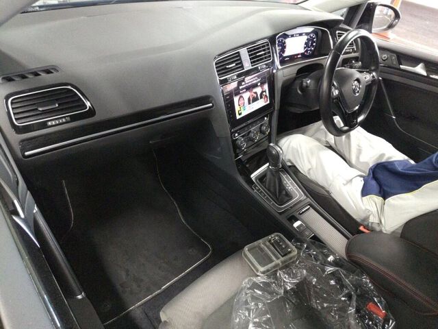 2018 Volkswagen ゴルフヴァリアント TSIハイライン auction photo 3
