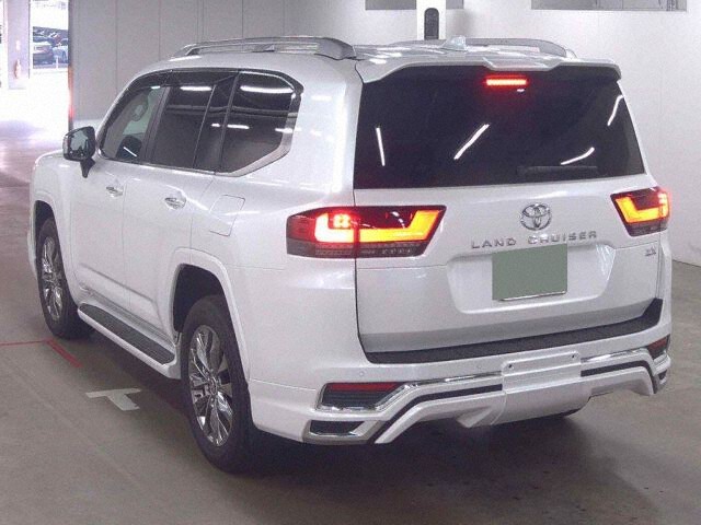2025 Toyota Land Cruiser ZX 4WD auction photo 2