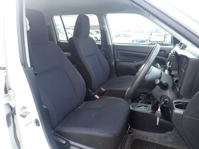 2020 Toyota Probox DX Comfort (Hybrid Vehicle) auction photo 7